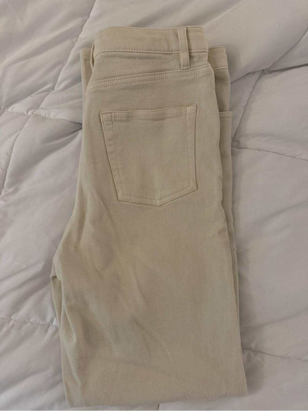 Aritzia Straight Leg Pants in Cream